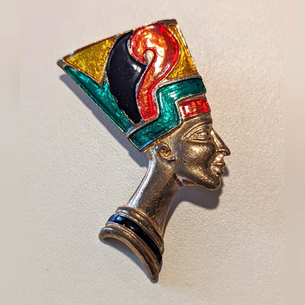 Vintage Egyptian Queen Nefertiti Gold Tone Enamel Decorative Brooch